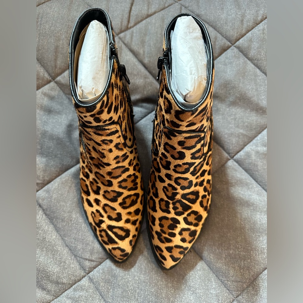 Leopard Print Booties - Picture 4 of 5